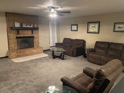 Family-sized home in quiet neighborhood in Weatherford, OK