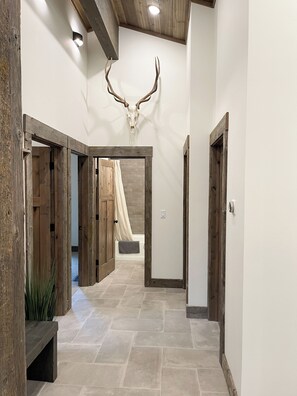 Interior - Brand New Home 25 minutes to YNP (Island Park)