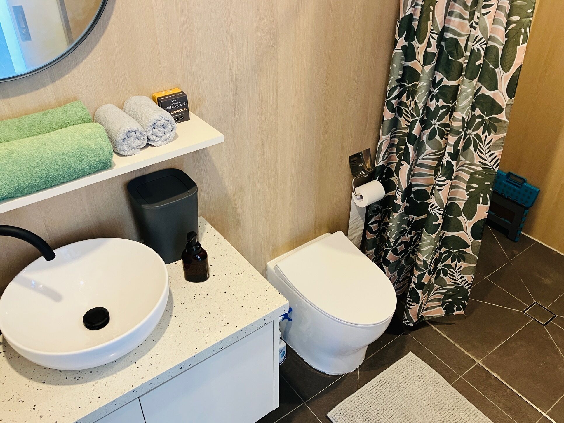 Shower, eco-friendly toiletries, towels, soap