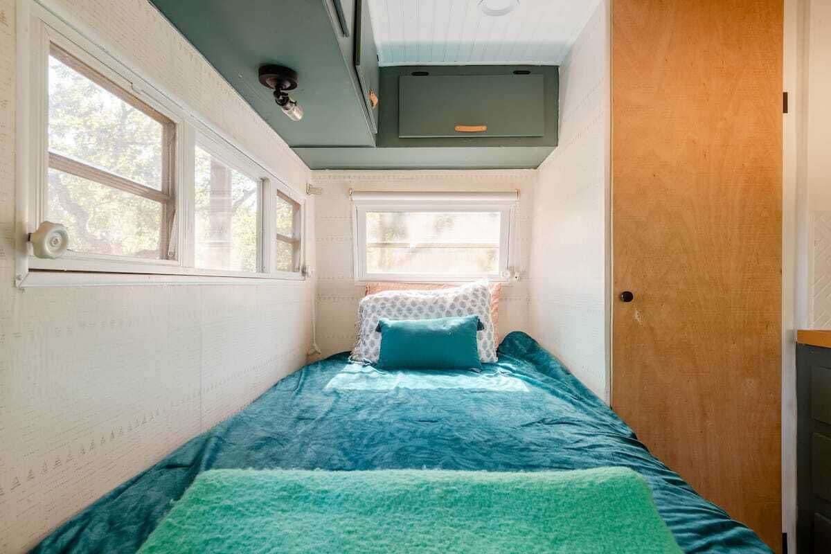 1 dormitorio, escritorio, wifi gratis y ropa de cama