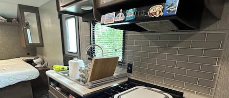 Fridge, microwave, oven, stovetop