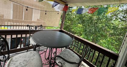 Cozy house close to the Branson strip and all golfing courses! kids friendly.