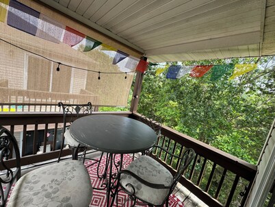 Cozy house close to the Branson strip and all golfing courses! kids friendly.