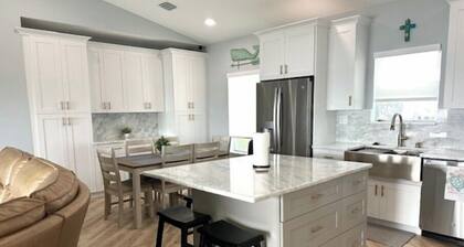 Sunrise Oasis in big pine key