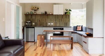 Wainui Stream Cottage