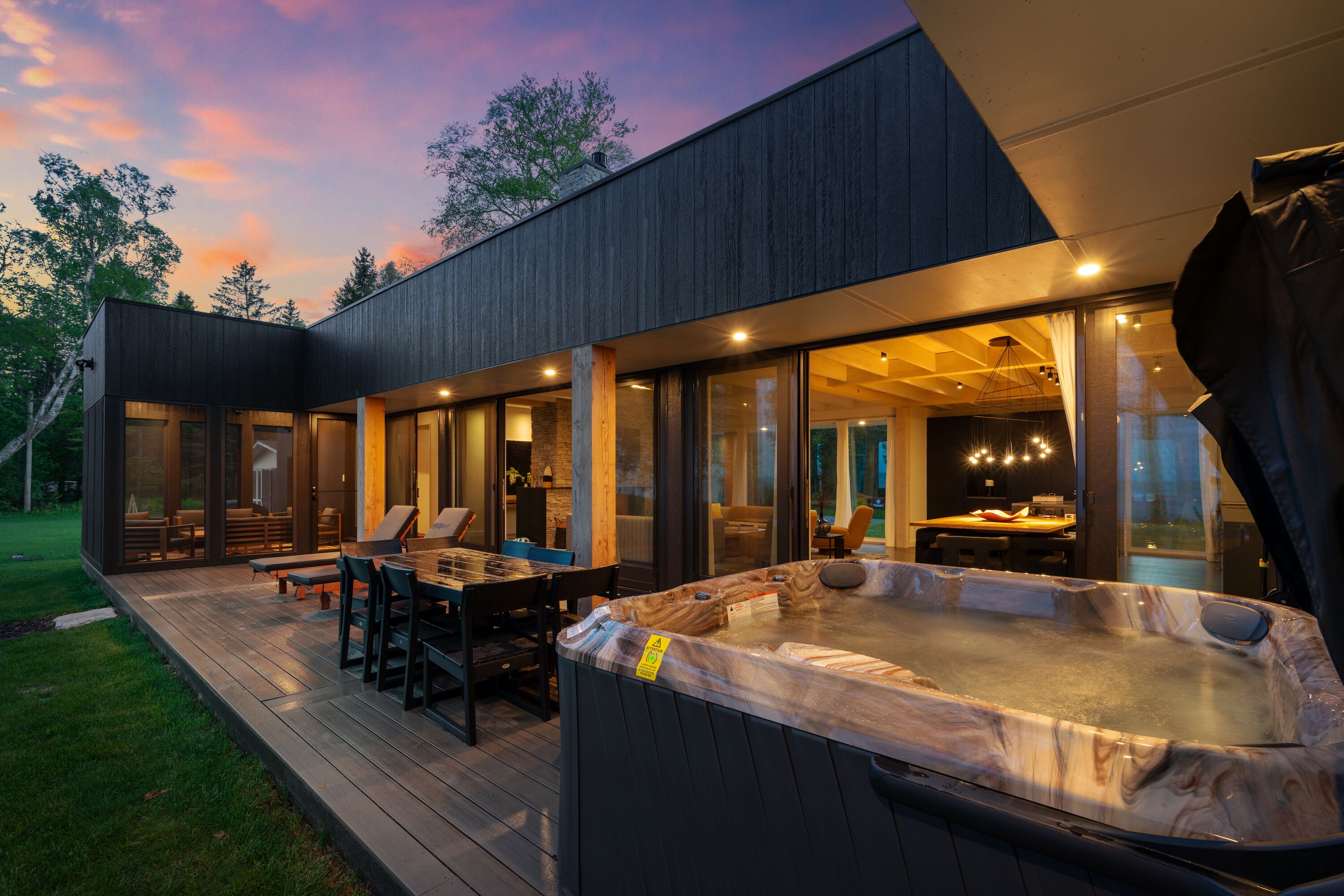 Door County Lakeside Retreat with Hot Tub & Fire Pit