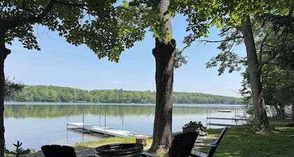 PINE COTTAGE - Pet Friendly Lakefront Cottage on Thayer Lake