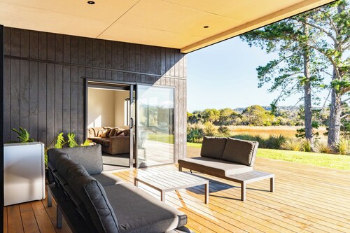 Large Waterfront Mangawhai Holiday Home Enjoy the Beaches