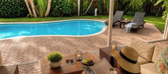 Palm Breeze Retreat Private Tropical Escape