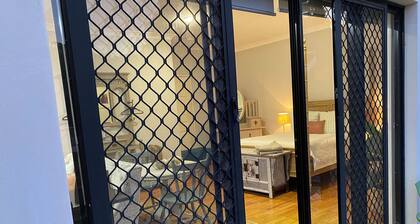 Cosy and stylish studio on the Gold coast