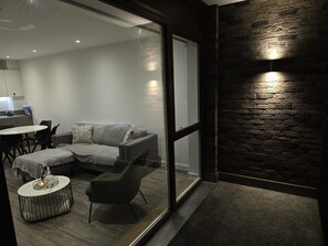 Apartment | Living area | TV - Luxurious 2-bed Haven in the Heart of Barking (Barking)