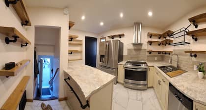 Gladstone: 3-Bedroom - Home + Loft