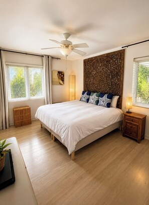 3 bedrooms, iron/ironing board, travel cot, WiFi - Mangrove Oasis Private Tropical Retreat (Hollywood)