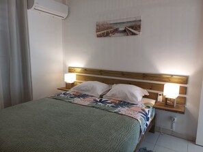 4 bedrooms, iron/ironing board, free WiFi, bed sheets - Les Cocons de Sainte-rose, Location de Vacances (Sainte-Rose)