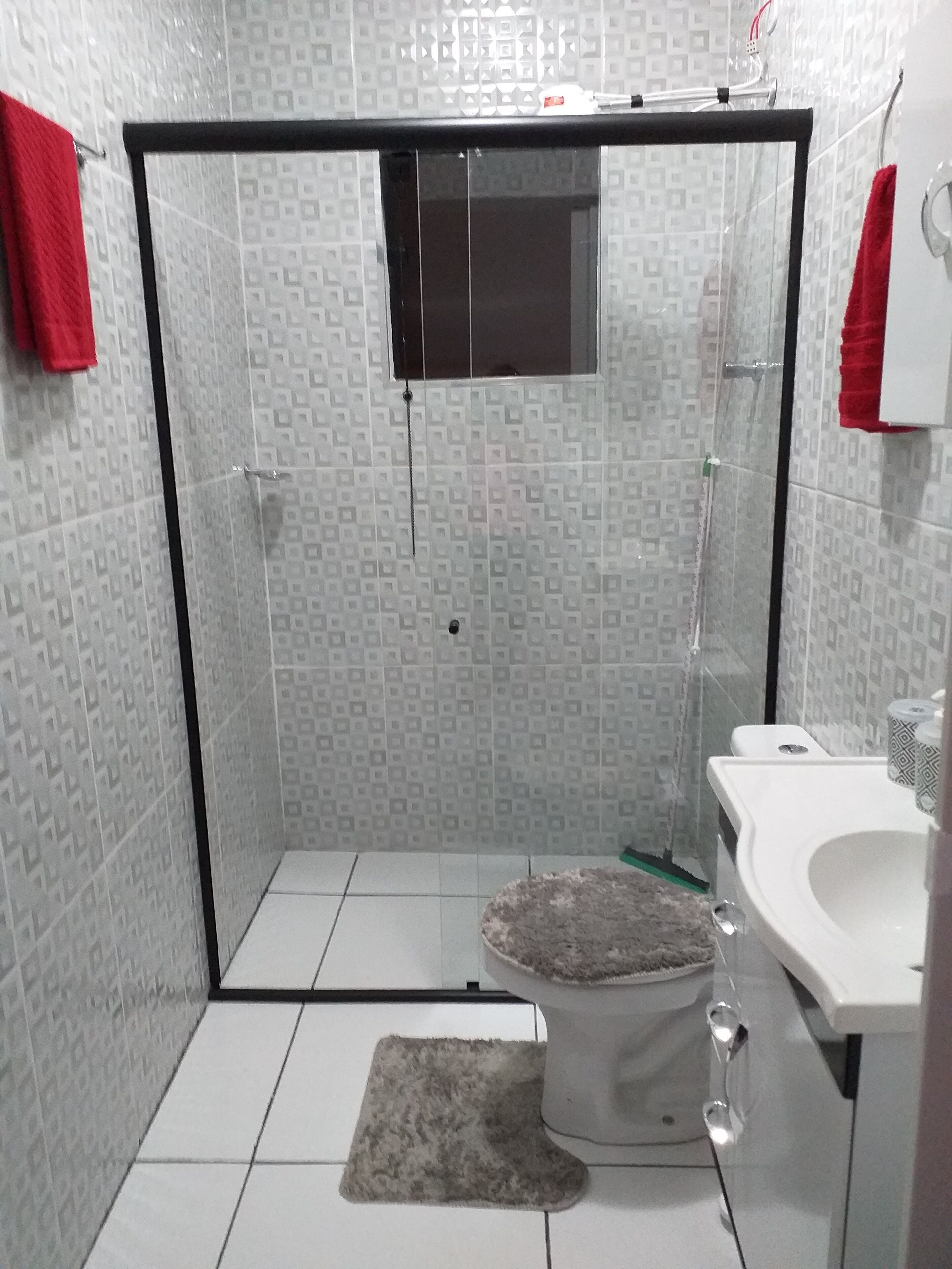 Basic Suite | Bathroom