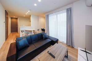 402/Accommodates six-person, Non Smoking | Living area - La Terrasse Higashikomagata by Tranova (Tokyo)