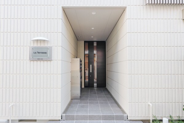 Exterior - La Terrasse Higashikomagata by Tranova (Tokyo)