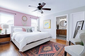 3 dormitorios, tabla de planchar con plancha, wifi y ropa de cama