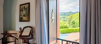 La Lanterna Swimming Pool Retreat, Gignese, Italy