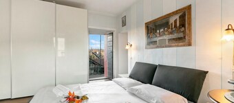La Lanterna Swimming Pool Retreat, Gignese, Italy