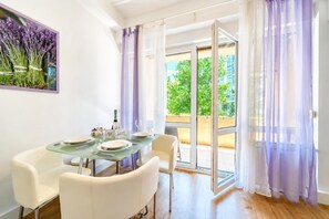 Dining - Lavanda Apartment With Terrace, Zagreb, Croatia (Zagreb)