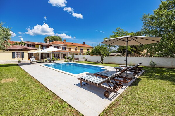 Pool - Villa Ancora With Private Pool, Pula - Marčana, Croatia (Pula - Marcana)
