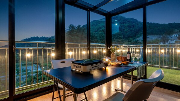 Basic Room, 1 Bedroom (NC ROOM) | 1 bedroom, free WiFi - Gapyeong N703 Pension (Gapyeong)