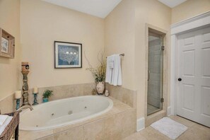 Shower, towels