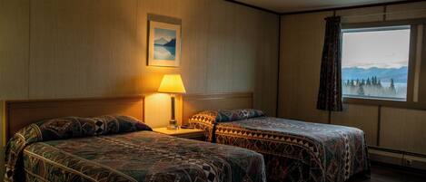 Deluxe Double Room, Lake View | Free WiFi