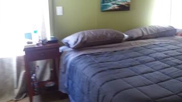 1 bedroom, WiFi, bed sheets