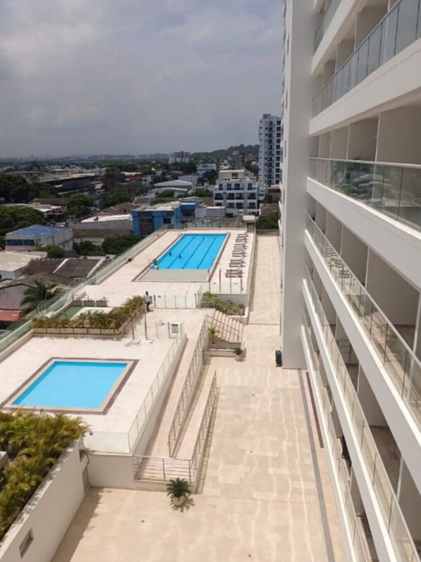 Utomhuspool
