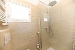 Hair dryer - Lovely, sunny 2-room flat close to the beach. (PORT GRIMAUD)