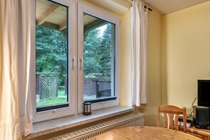 Interior - Apartment 'Ferienwohnung Karpfen' with Wi-Fi (Feldberger Seenlandschaft)