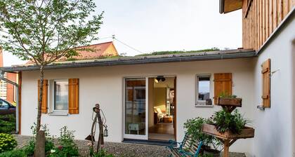 Holiday Home 'Ländlicher Öko-flair Im Strohhaus' with Private Terrace and Wi-Fi