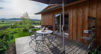 Holiday Home 'Ländlicher Öko-flair Im Strohhaus' with Private Terrace and Wi-Fi