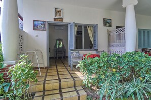Habitación Deluxe doble | Terraza o patio