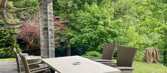 Apartment 'Talblick Chalet Blankenheim' with Private Terrace, Private Garden and Wi-Fi