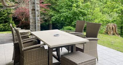 Ferienwohnung 'Talblick Chalet Blankenheim' mit privater Terrasse, privatem Garten und WLAN