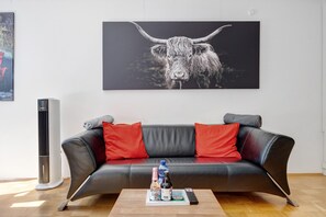 Fernseher, Stereoanlage