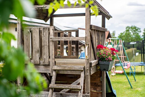 Ferienwohnung Gruber mit Privatem Garten und WLAN
