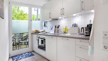 Kühlschrank, Ofen, Herdplatte, Geschirrspüler