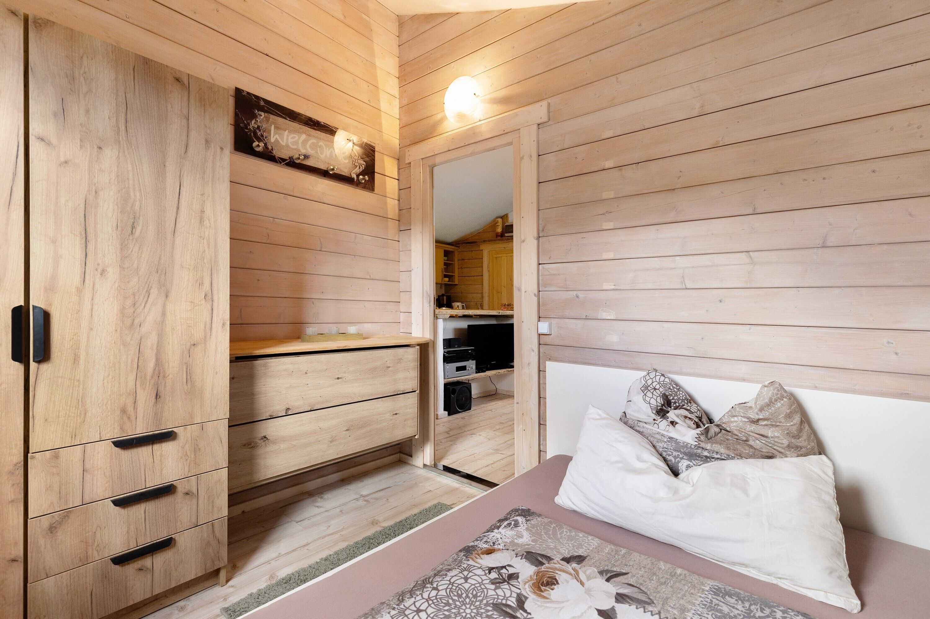 2 soveværelser, sengetøj