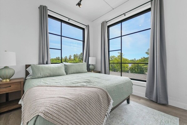 3 chambres, lit parapluie, Wi-Fi, draps fournis