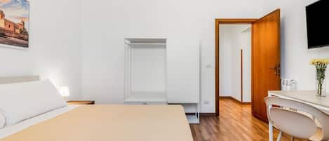 4 chambres, bureau, fer et planche Ă repasser, Wi-Fi