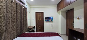 Quarto casal luxo, 1 cama King, para não fumantes | 1 quarto, roupas de cama de algodão egípcio, roupas de cama premium