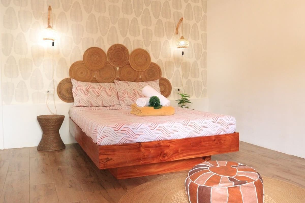 Standard Double Room, Air conditioning | 4 bedrooms, iron/ironing board, free WiFi, bed sheets