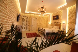 Luxury Suite, City View