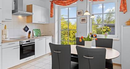 Home with sauna and whirlpool close to the beach