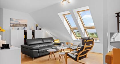 Home with sauna and whirlpool close to the beach