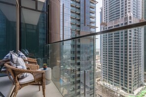 Property grounds - FIRST CLASS | 1BR | Stunning and Spacious (Marina)